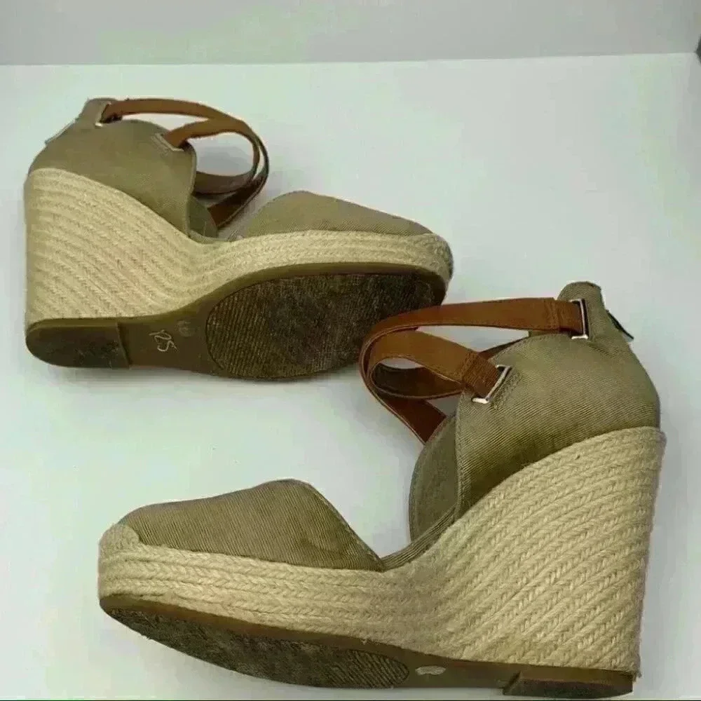 Bcbgeneration platform wedge 9.5 39.5 Espadrilles